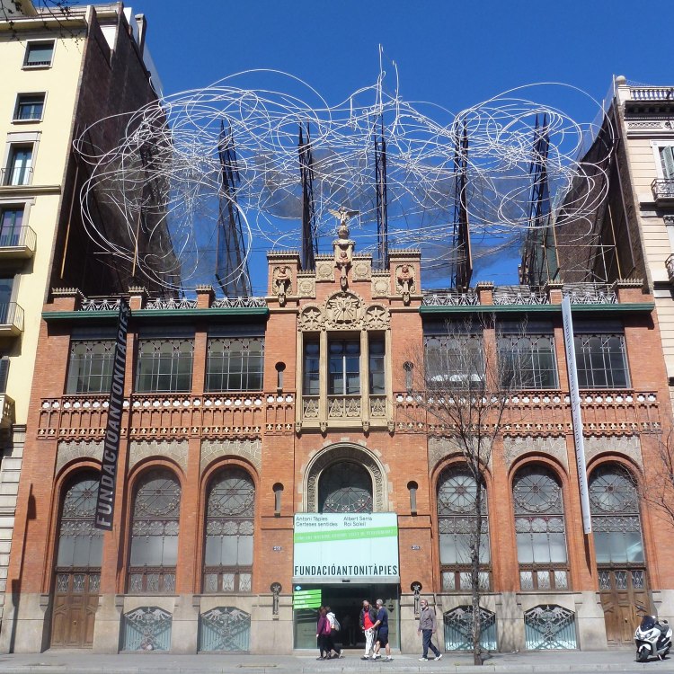 tapies-foundation-thetasteofbarcelona-nuvolicadira