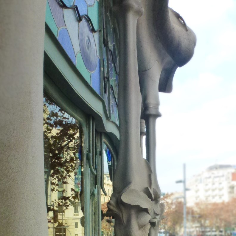 Casa Batlló main floor pillar detail