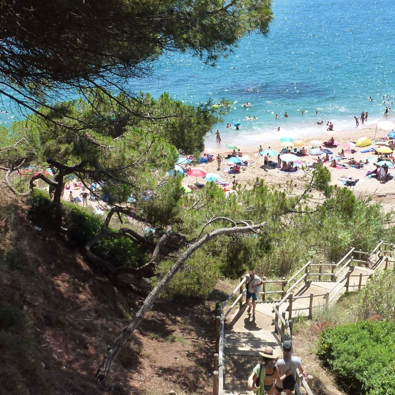Sant Pol de Mar Rocagrossa beach