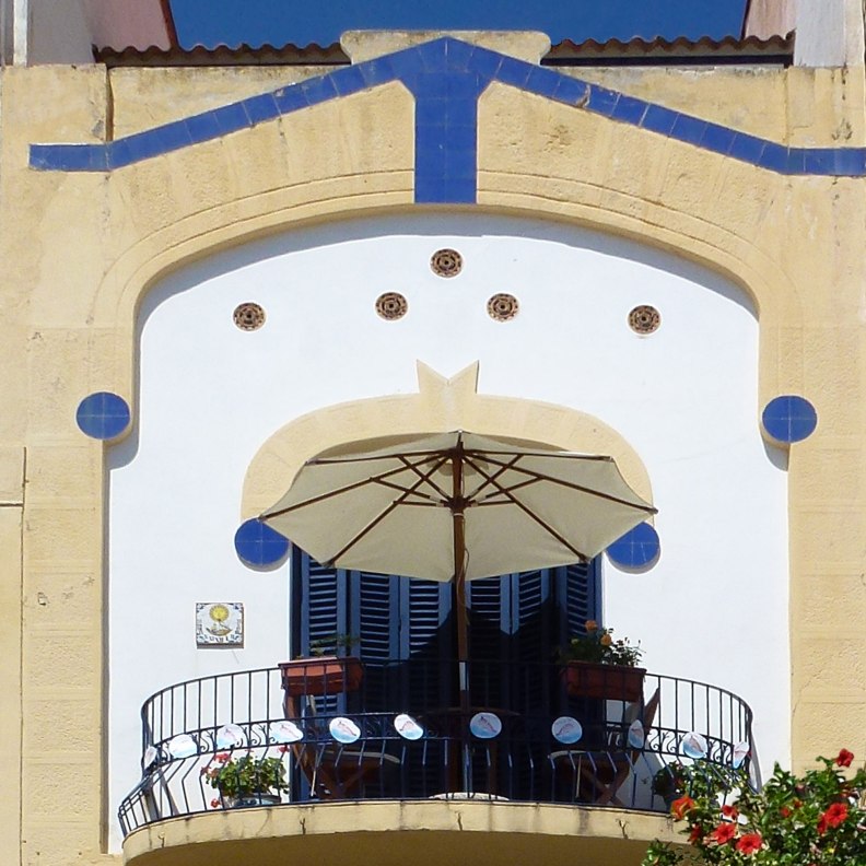 Sant Pol de Mar Casa Camino Modernist design