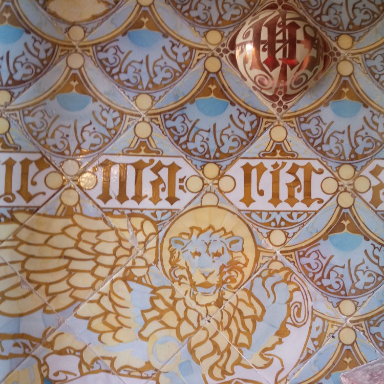 A rare collection. The Domènech i Montaner&nbsp;house-museum